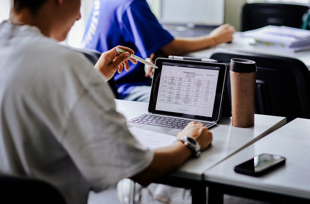 Prü­fungs­vor­be­rei­tung Kauf­leu­te im EH Teil&nbsp;2